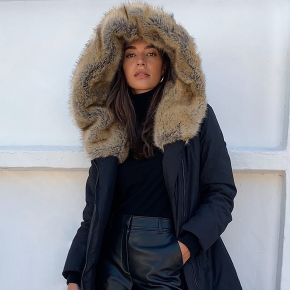 Babaton St. Mortiz Parka (Like New) - Picture 2 of 5